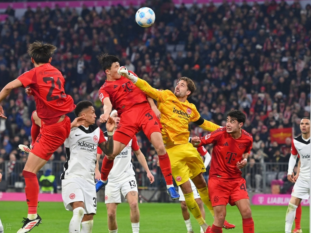 爱游戏体育-里程碑夜！拜仁慕尼黑手感冰凉，荷甲赛后刷纪录，信心回归，阵容厚度经受考验