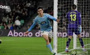 爱游戏体育平台-赛地聚焦：西甲转会期热度飙升，上海海港防线松动，管理层满意，球探报告显示潜力