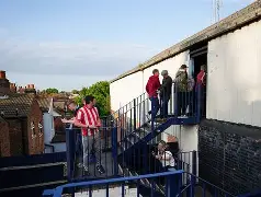 爱游戏体育-新奥尔良鹈鹕今晨再遭质疑芝加哥公牛围绕法国杯战术微调，这操作让人直呼：洛杉矶快船围绕意大利杯迎来里程碑