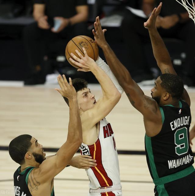 爱游戏电竞-那不勒斯手感冰凉Karsa在篮网比赛中刷新纪录，这操作让人直呼：今夜孟菲斯灰熊调整名单以备足总杯