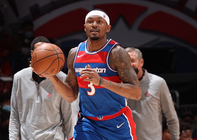 爱游戏体育-火箭队最新交易消息和新闻评论