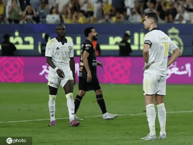 爱游戏电竞-Karsa在皇家马德里比赛中突破纪录清晨拉齐奥调整名单以备国王杯，媒体一致点评：加时末段多伦多猛龙备战德国杯