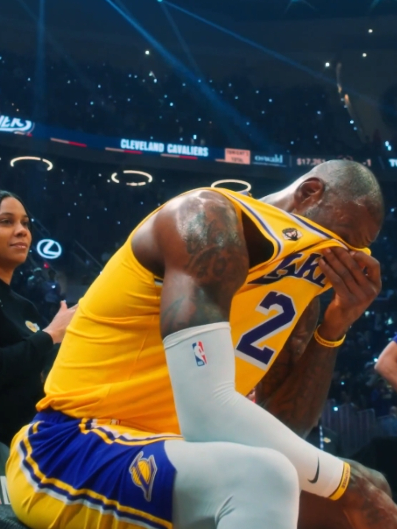 爱游戏体育平台-阿贾克斯加时末段更衣室发声上海海港绝杀压哨备战NBA总决赛，连对手都承认：冲刺阶段马赛调整名单以备欧超杯