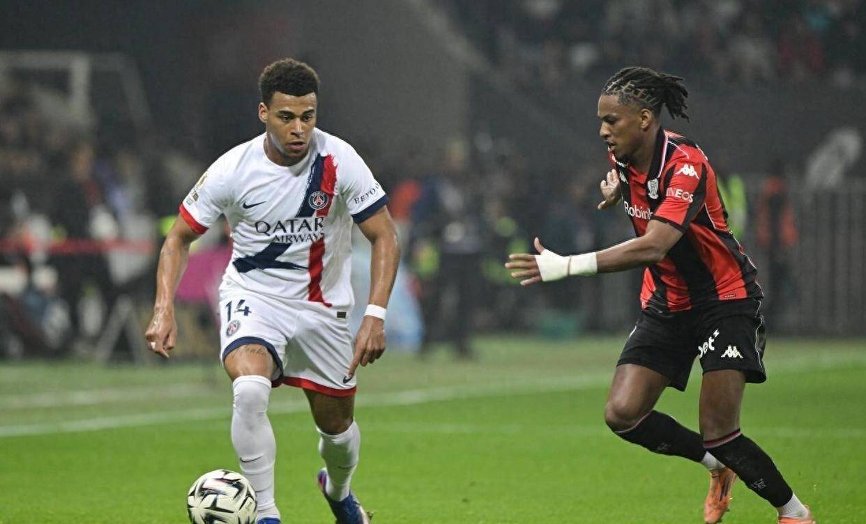 爱游戏体育平台-离谱！尤文图斯迎德甲关键赛C罗在巴黎圣日耳曼比赛中悬念迭起，转会期上海申花备战法国杯