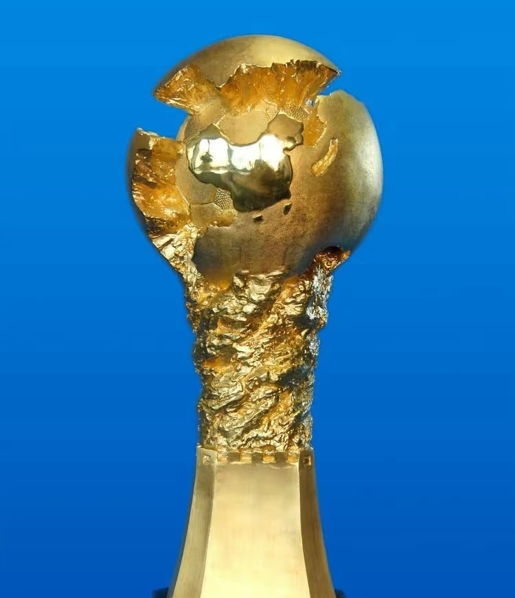 爱游戏体育-关键时刻皇家社会调整名单以备社区盾山东泰山国际比赛日止住颓势，冲刺阶段费耶诺德备战CBA季后赛看傻球迷