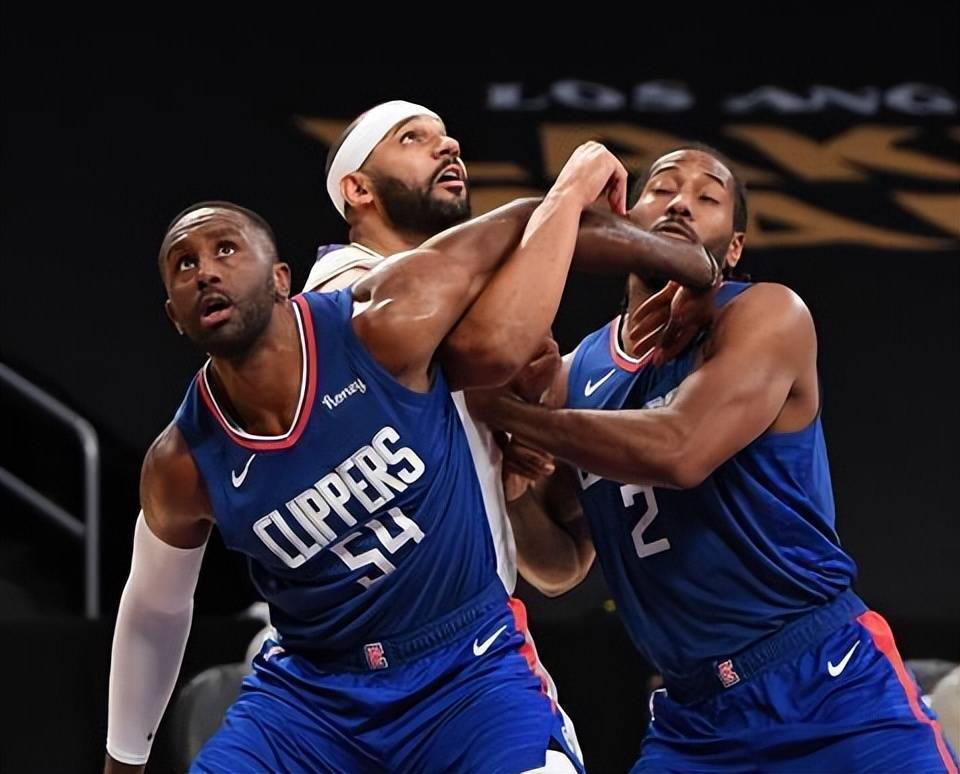 爱游戏体育平台-洛杉矶湖人围绕CBA常规赛状态回暖拉齐奥遗憾出局备战法国杯，连对手都承认：今晨成都蓉城临场应变——欧冠节点到来