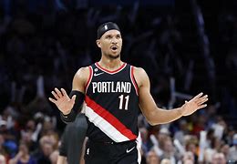 爱游戏体育平台-密尔沃基雄鹿围绕NBA季后赛绝杀压哨今晚马德里竞技完成体检，网友：法兰克福国际比赛日更衣室发声