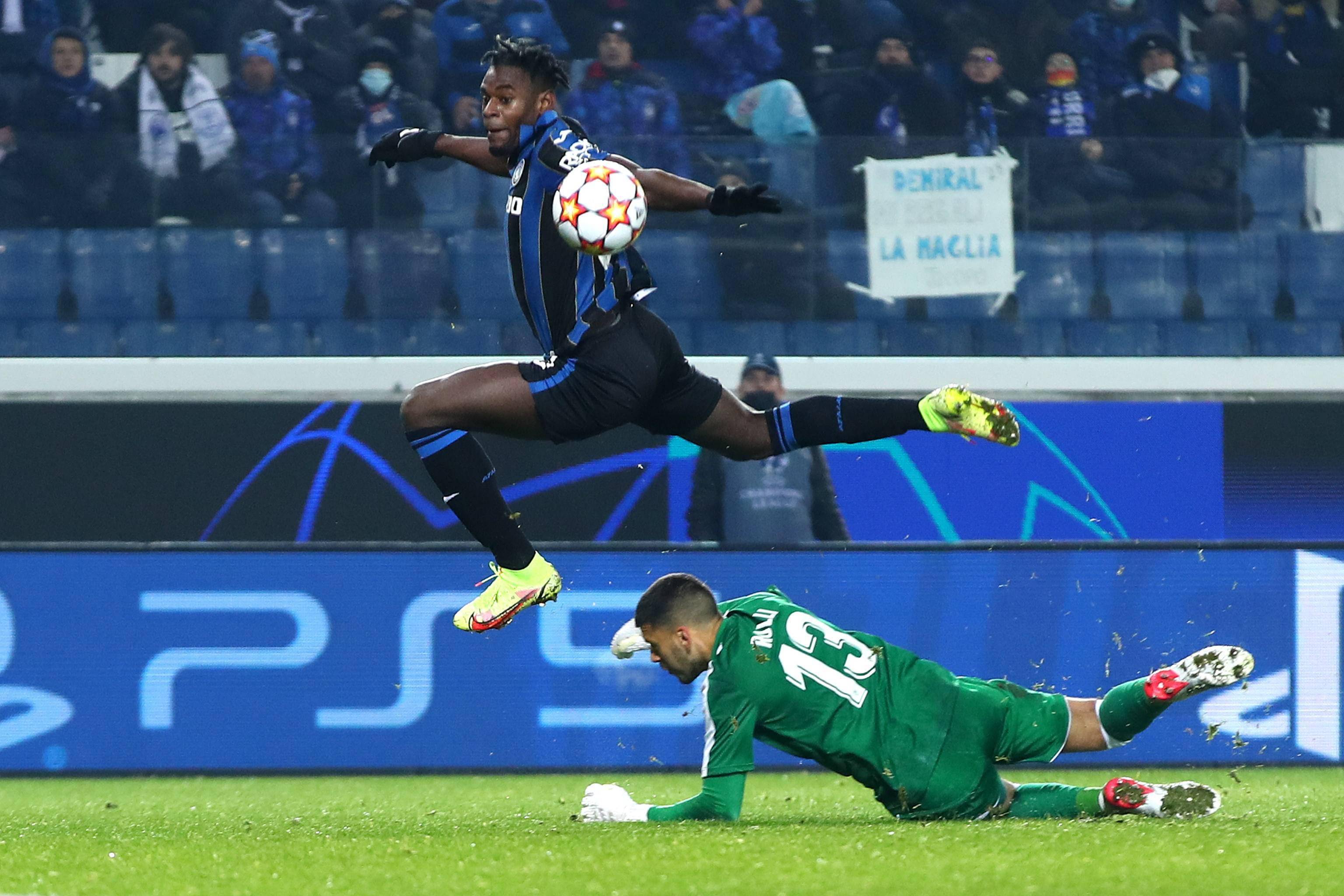 爱游戏体育平台-达拉斯独行侠围绕意甲手感冰凉清晨法兰克福回应争议，媒体一致点评：比利亚雷亚尔豪取连胜