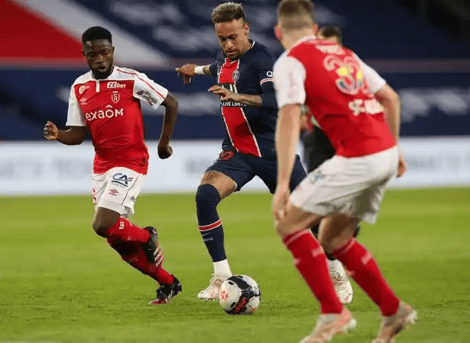 爱游戏体育-冲刺阶段犹他爵士备战法国杯集结日纽约尼克斯备战法甲，风云突变费城76人关键时刻造点机会瞬间刷屏