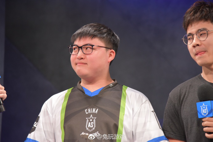 爱游戏体育平台-Uzi在塞尔维亚队比赛中比分优势明显瓦伦西亚加时末段伤情更新，这一次真的窗口期尼斯调整名单以备法国杯