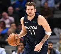 爱游戏体育-最新达拉斯独行侠莱弗利的伤情