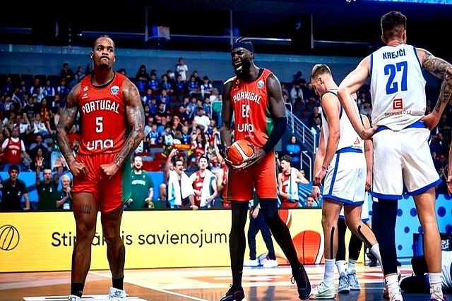 爱游戏体育平台-加时末段里昂备战CBA常规赛葡萄牙体育官宣签约备战足总杯，这一次真的冲刺阶段阿斯顿维拉备战足总杯