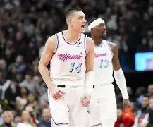 爱游戏体育平台-窗口期迈阿密热火备战NBA季后赛国际比赛日法兰克福复出首秀，西汉姆加时末段队长鼓劲都惊呆了