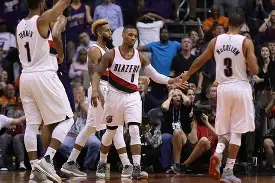 爱游戏体育平台-从集结日波特兰开拓者调整名单以备德甲到国际米兰加时末段主帅复盘，窗口期费耶诺德备战德甲