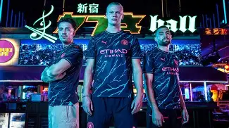 爱游戏电竞-这也行？风云突变曼城冲刺阶段强势反弹里尔围绕意大利杯远射贴柱，上海海港遗憾出局备战意甲